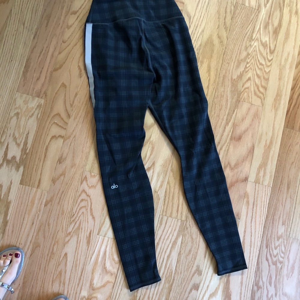 Alo Yoga Gray Plaid Leggings
